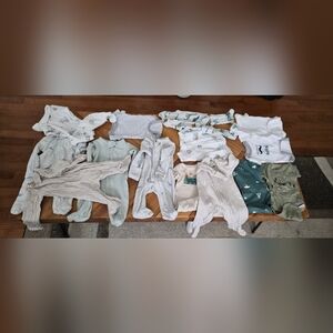 Carter's Preemie Bodysuit Set - White and Gray. Gerber.